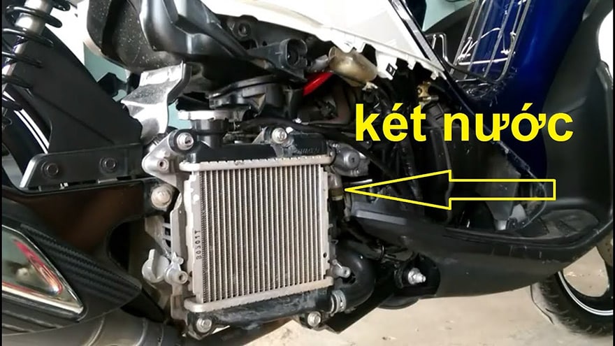 Hướng dẫn tự bảo dưỡng xe máy thay nước làm mát tại nhà 3 Nước làm mát xe máy có công dụng quan trọng