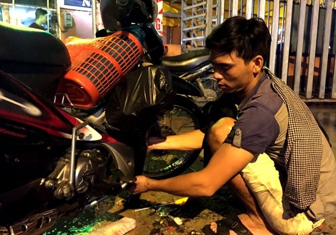 Top dịch vụ sửa xe máy tận nơi cứu hộ xe máy quận 3 uy tín nhất 3 Hãy liên hệ dịch vụ sửa xe máy tận nơi, cứu hộ xe máy quận 3 TPHCM
