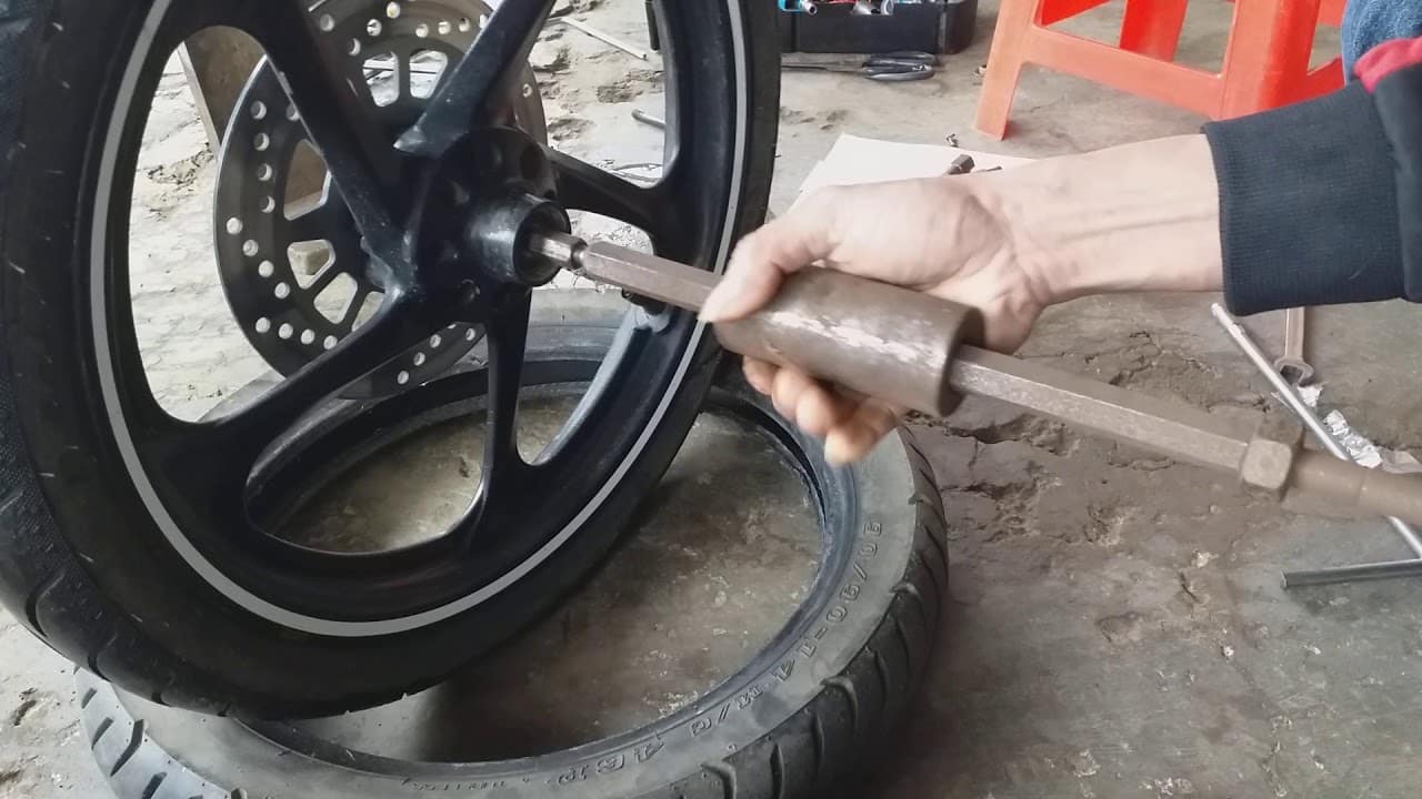 Top đơn vị sửa vòng bi xe máy giá rẻ, cứu hộ xe máy quận 5 bạn nên tham khảo 2 Top đơn vị sửa vòng bi xe máy giá rẻ, cứu hộ xe máy quận 5 bạn nên tham khảo